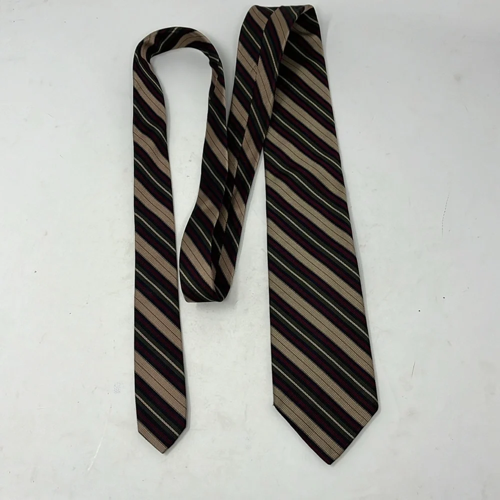VINTAGE NEIMAN MARCUS 100% SILK TIE STRIPE BURGUNDY BLUE GREEN TAN